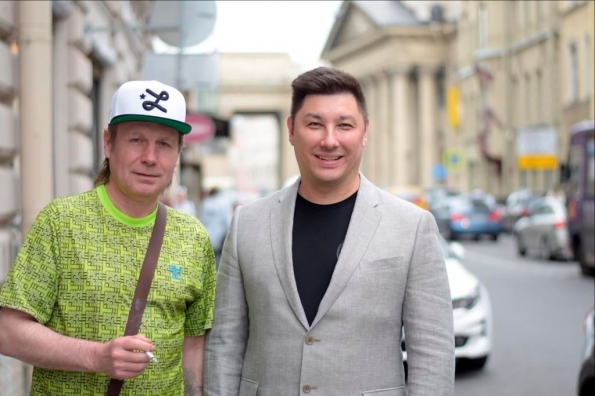 Дэн Романов, Михаил Шитов