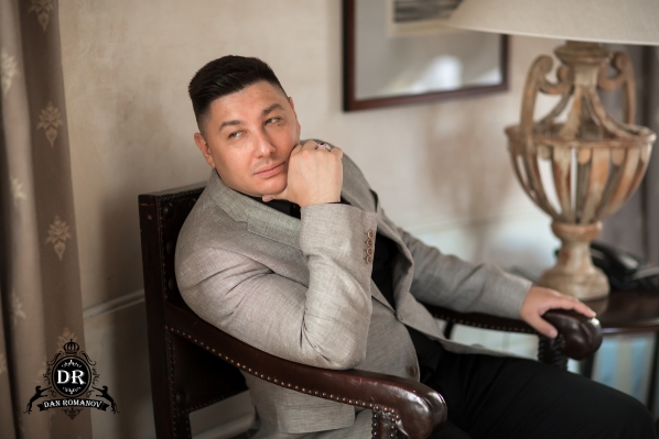 Дэн Романов